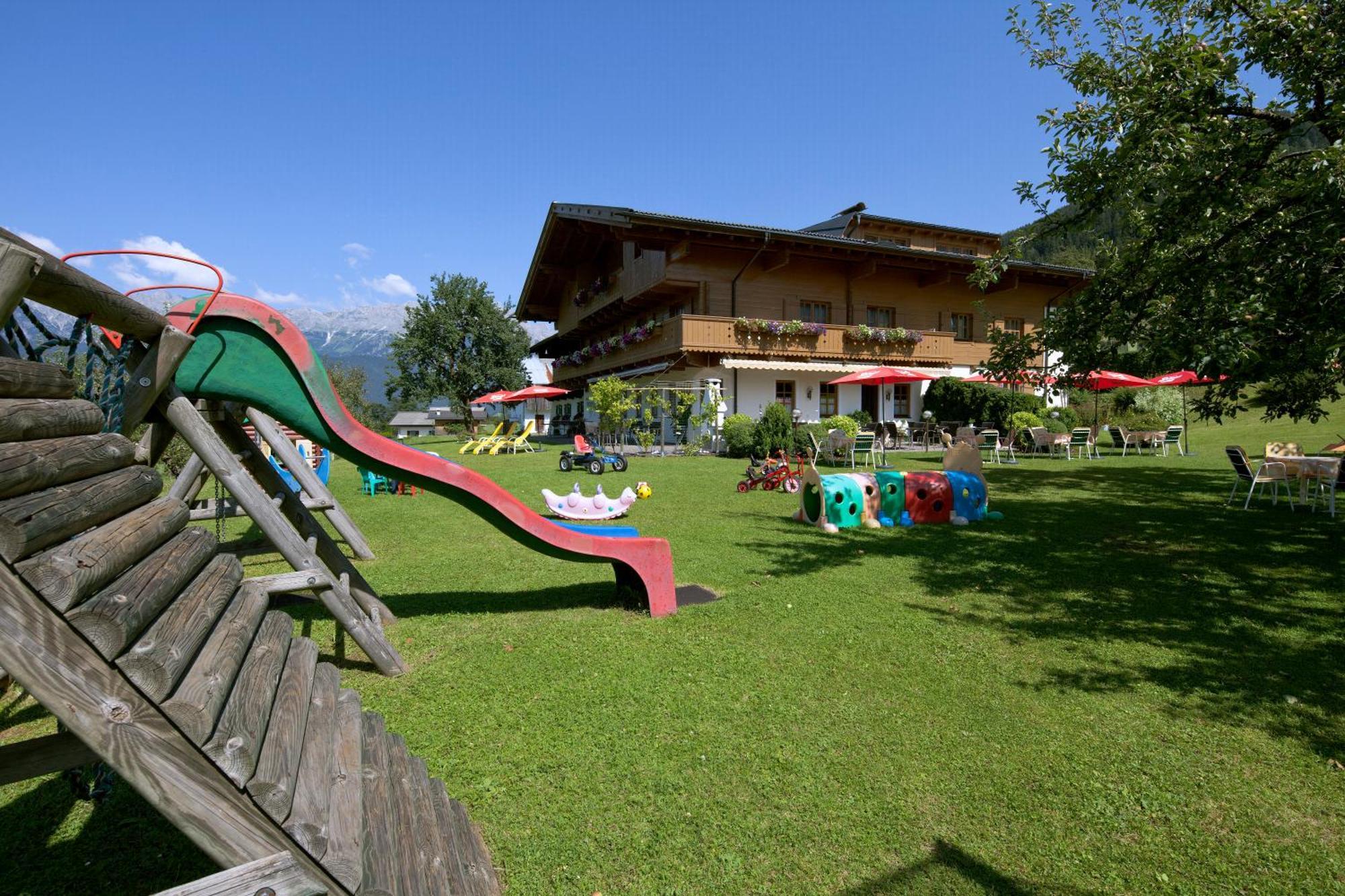 Aparthotel Das Stoaberg 3*